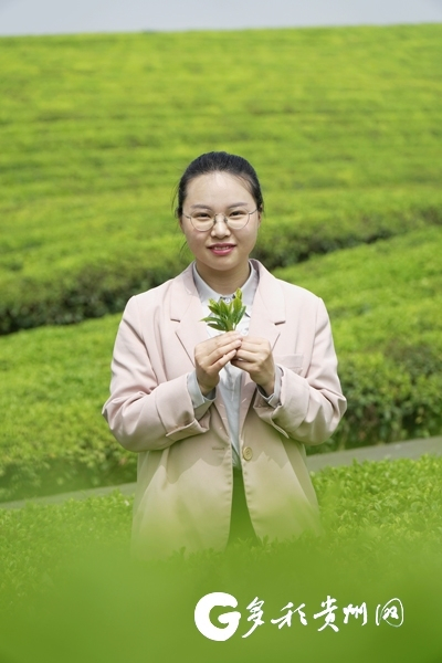 遵义市湄潭县抄乐镇沙塘村第一书记 杜富佳