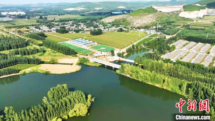 济南市平阴县浪溪河畔。平阴县委宣传部供图