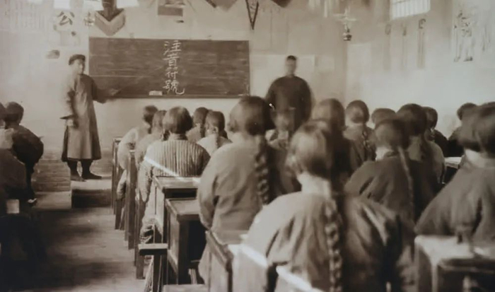 平教会给翟城村村民上课。新华每日电讯记者谢锐佳翻拍