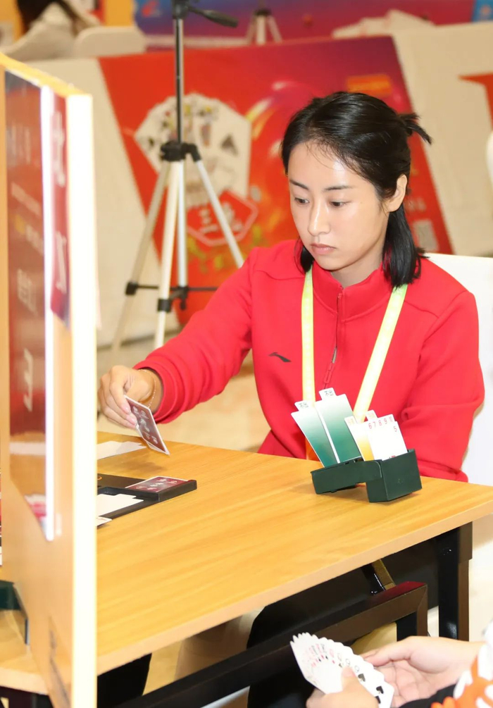 ▲第五届全国智运会表演项目掼蛋比赛&nbsp; 新华社记者 王恒志 摄