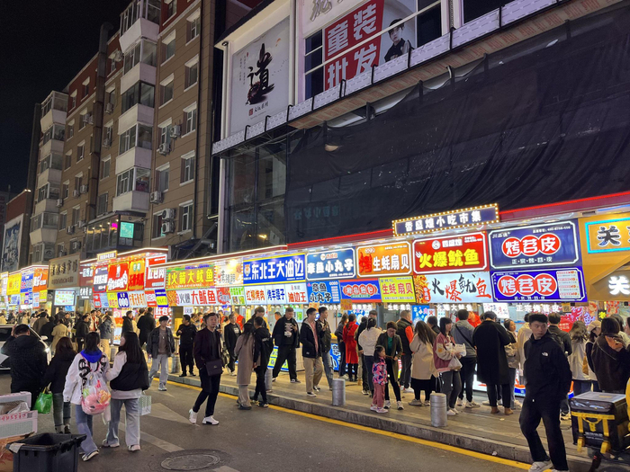 长春桂林路美食街 