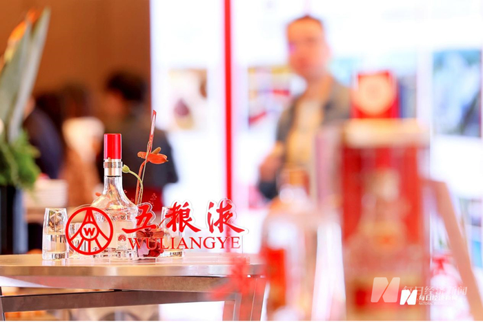 活动现场的五粮液元素丰富 图片来源：每经记者 张建 摄