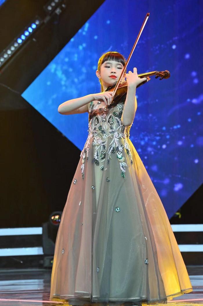 尚礼在2023年5月1日于中国北京「中央电视台综合台」的演出