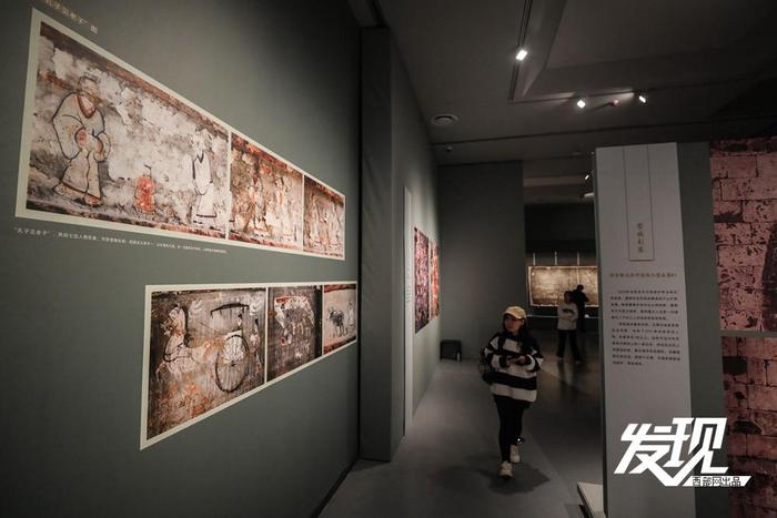 展览从多方面展示考古和修复方面发现的壁画绘制技法的线索。