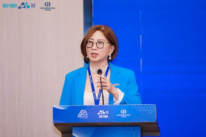 Δ香港大学临床肿瘤学系临床教授 孔凤鸣