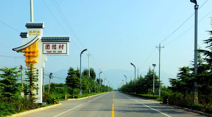 游频阳古镇尝瓜果；登渭北名山品小吃。