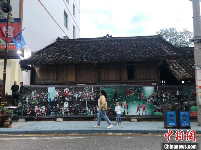 图为台盘村一隅。中新网记者张伟 摄