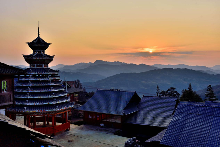 ▲中天国富证券捐建的从江县秋里村鼓楼