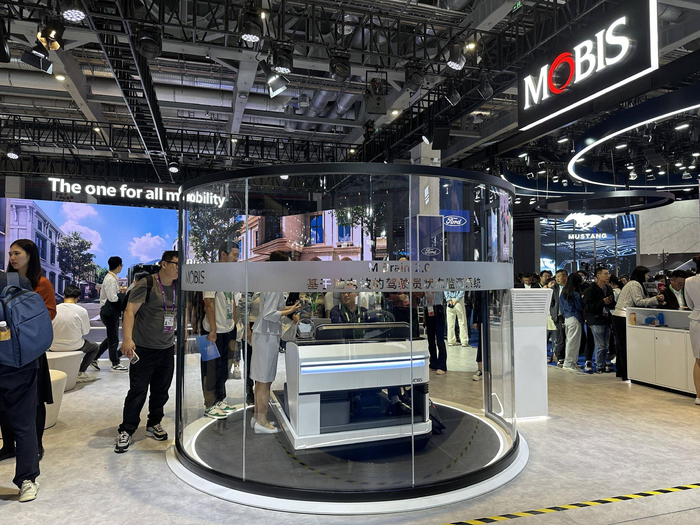 基于脑电波的驾驶员状态监测系统，澎湃新闻记者 吴遇利 图