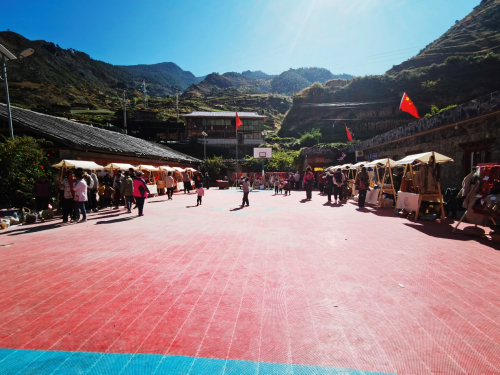 木里县俄亚纳西族乡首届"沃麦澄更"节成功举办