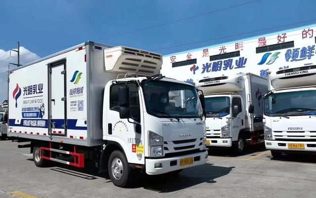 光明乳业旗下领鲜物流。企业供图