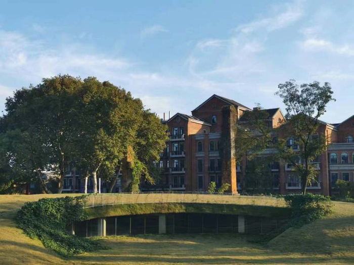 ​​​​​​​图注：宇宙瓷厂陶溪川一角