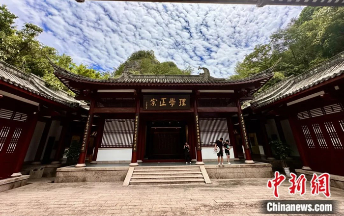 武夷精舍，南宋大理学家朱熹于1183年所建为其著书立说、倡道讲学之所。中新社记者 张丽君 摄