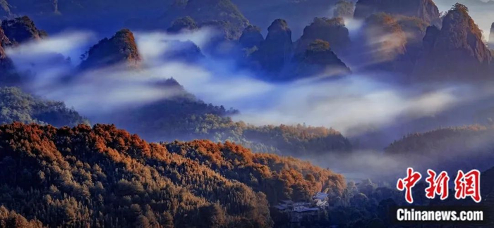 武夷山“江山如画”。王小伟 摄