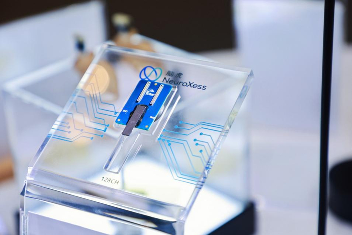 柔性深部电极 图片来源：脑虎科技供图