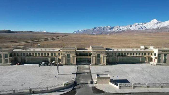 中国里孜-尼泊尔乃琼口岸开通运行_新浪新闻