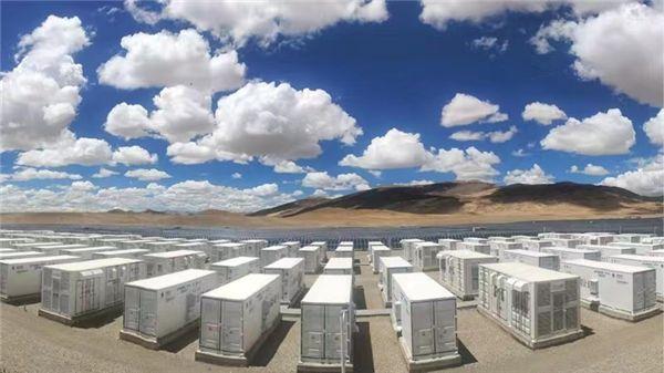 平高集团自主研发的储能系统成功应用于西藏岗巴储能电站