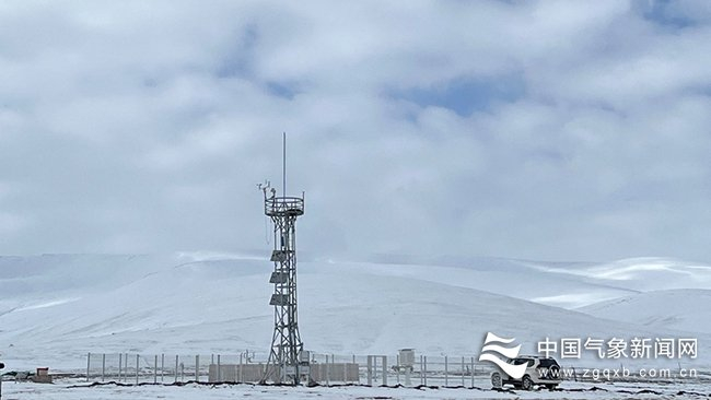 图为升级后的曲麻河国家无人基准气候站 华云集团 供图