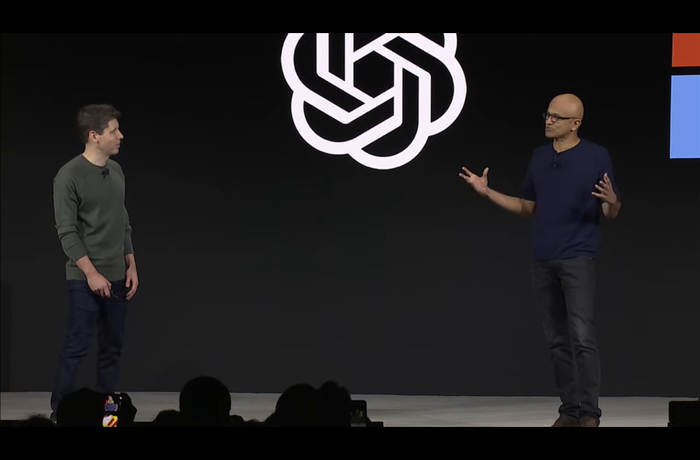 OpenAI 开发者大会上 Sam Altman 和萨提亚开了个小玩笑｜OpenAI