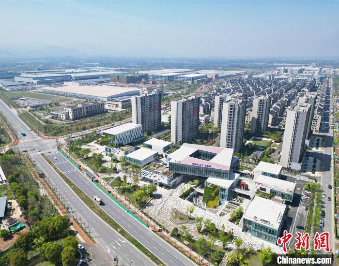 金华新能源汽车小镇活力中心。金华开发区供图