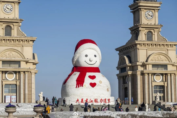 △2023年1月的大雪人