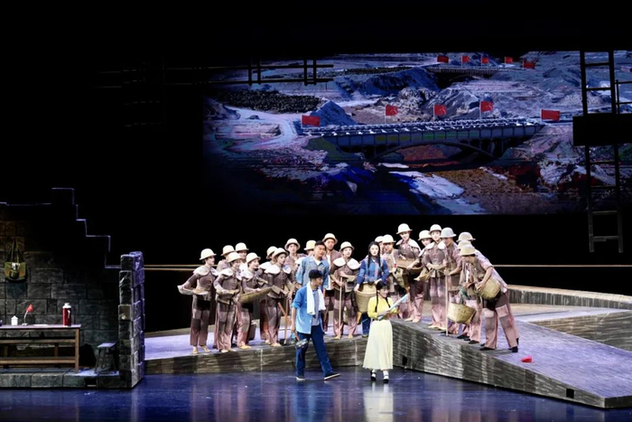 修建雷州青年运河剧情。