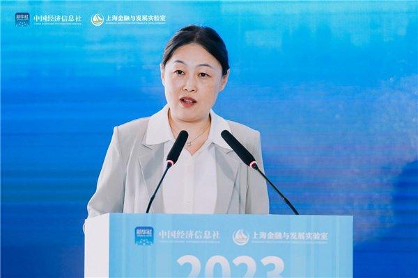 图为中国经济信息社党委常委、副总裁李月致辞