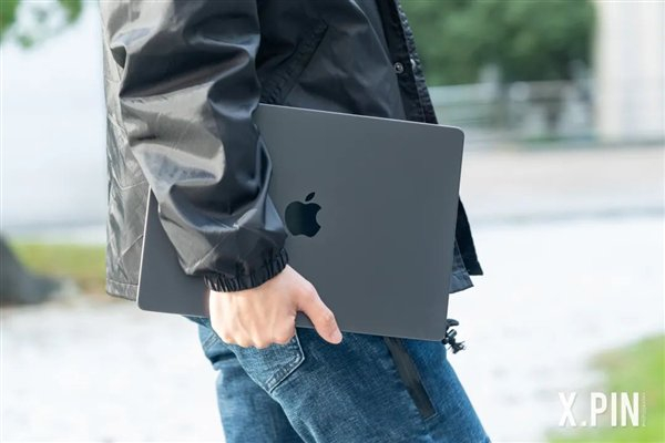 责任编辑：上方文Q