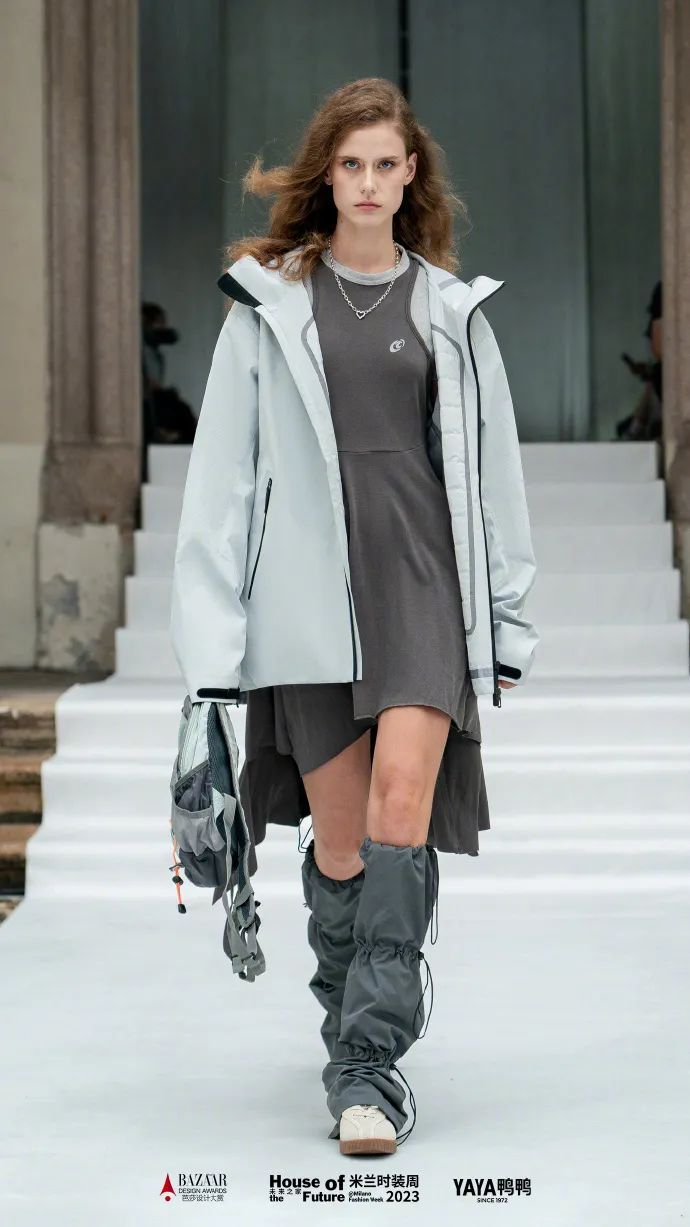 图源：微博@YAYA鸭鸭