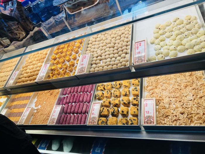 新中式烘焙具有代表性的麻薯、小贝等产品。