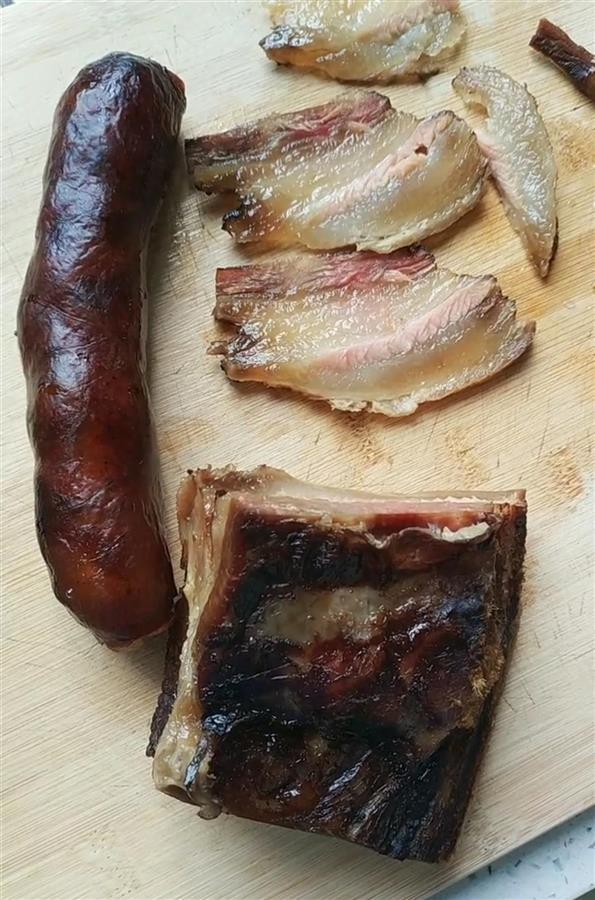 巴中腊肉(网友视频截图)