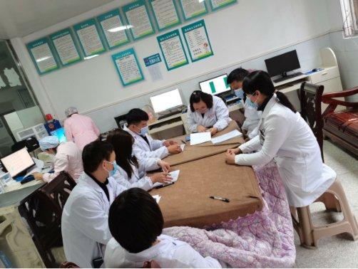 泰康同济(武汉)医院志愿服务队刘小芬医生帮扶乡镇卫生院