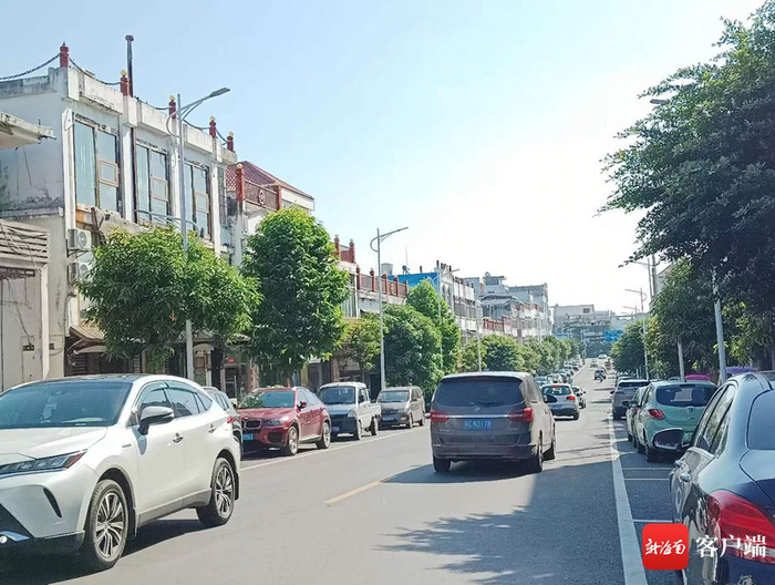  潭门镇中心大道。记者苏桂除 摄