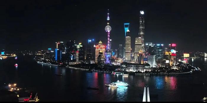 《阴郁荣耀》剧照