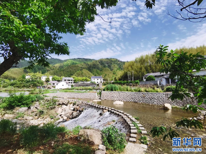   万涧村风光。（受访者供图）