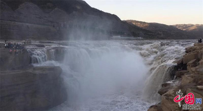 临汾吉县壶口瀑布  （中国网记者 张静 摄）
