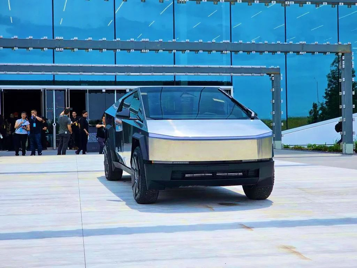 Cybertruck车身