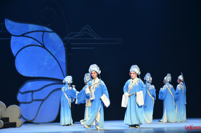 ▲吕剧《山伯》演出现场