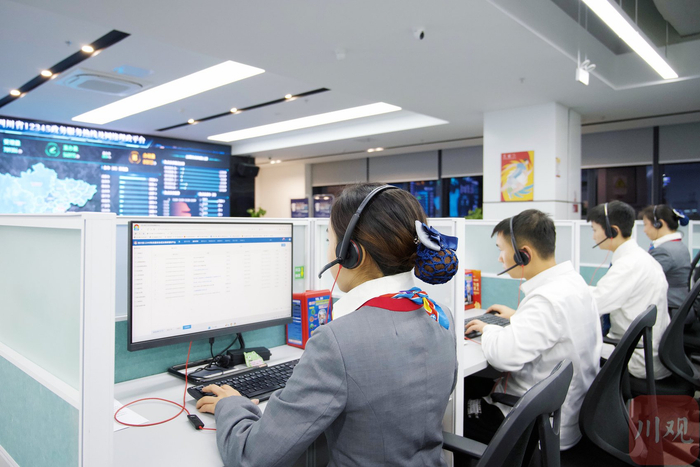 四川省12345政务服务便民热线运营中心。 李志强 摄