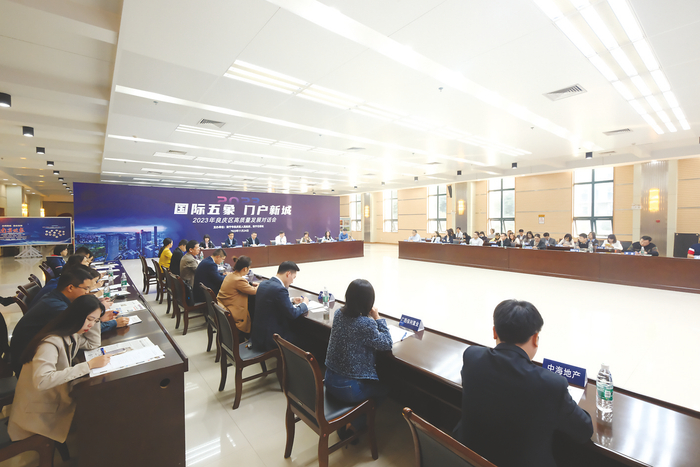     2023年良庆区高质量发展对话会现场    本报记者 宋延康 摄