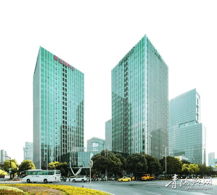 江苏自贸试验区南京片区载体腾飞大厦.徐方盛 摄