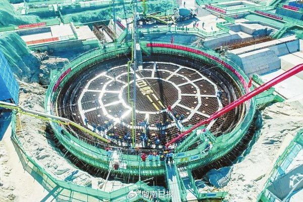 （2023年7月，长沙水泵厂研制的“玲龙一号”循环泵性能验收试验一次成功。   通讯员 摄）