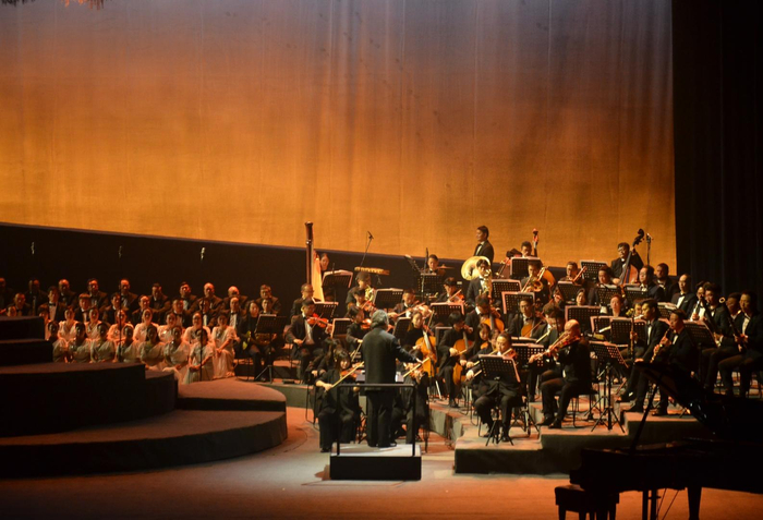 ▲大凉山戏剧节开幕演出