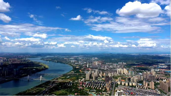 俯瞰湘潭市区。