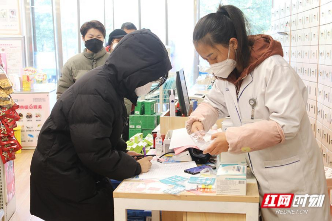 药品、耗材价格事关千家万户。