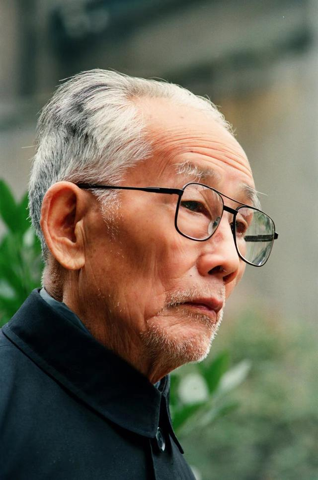 贺绿汀 祖忠人 摄