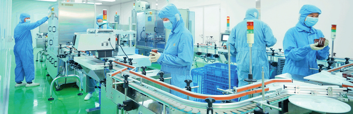 同仁堂香港大埔生产研发基地的破壁灵芝孢子粉生产线一角（2023 年 4 月摄）同仁堂国药公司供图