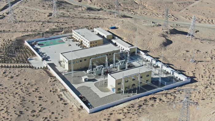 华能阿拉善基地40万千瓦风电项目升压站全貌图.