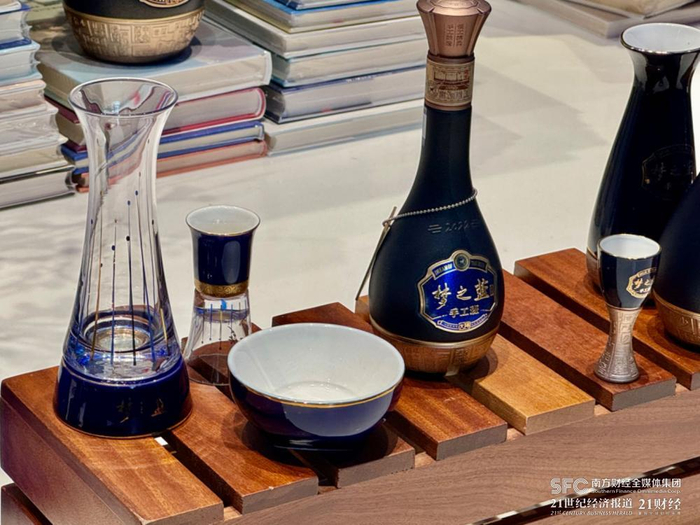 （梦之蓝手工班，21记者摄）