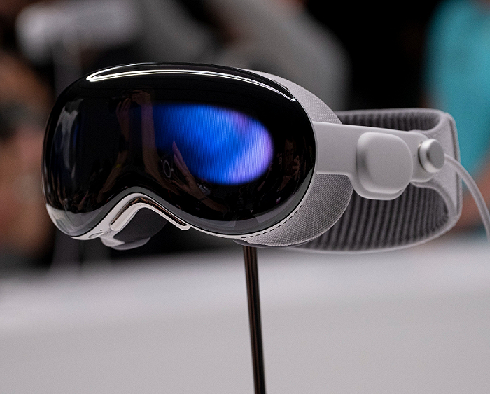 Apple Vision Pro｜图源：电厂记者摄